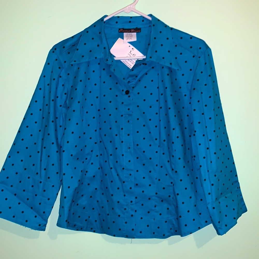 Brand Cactus Flower. Size Small. Color Blue